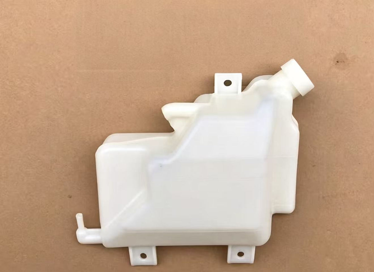 8-973876320 8973876320 8981781790 8981781800 TS195272 New ISUZU NPR 150 NQR 175 700P Truck Spare Body Parts Plastic Water Tank