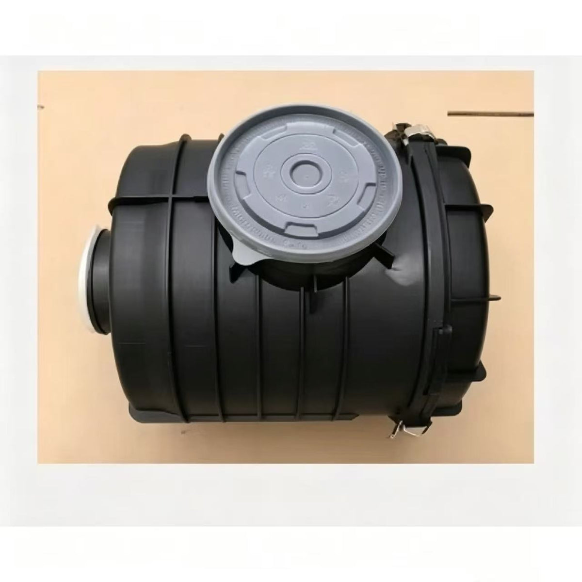 Air Cleaner Tank for ISUZU NPR 150 NQR 175 NMR 130 NLR 130 700P Truck Spare Body Parts