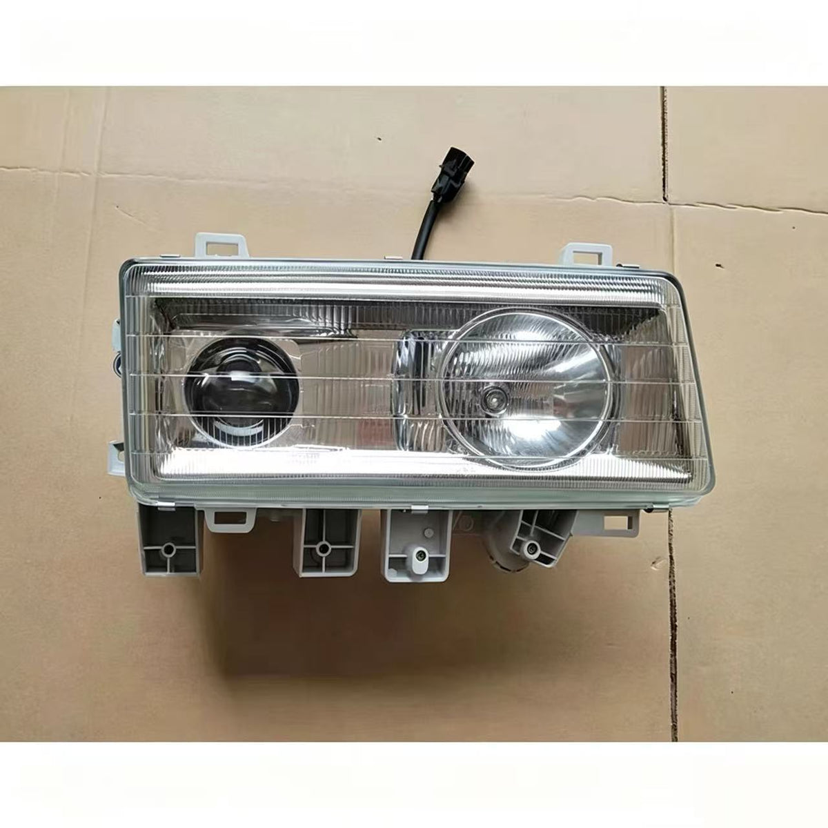 Headlamp RH for FUSO Super Great F380 FP510 35TONS 21TONS Truck Spare Parts