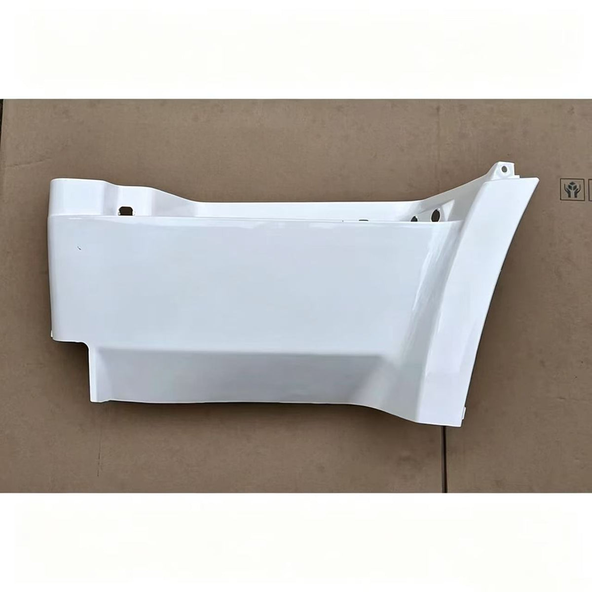 Step Panel Upper RH for FUSO Super Great F380 FP510 35TONS 21TONS Truck Spare Parts