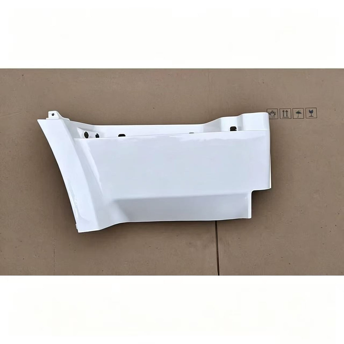 Step Panel Upper LH for FUSO Super Great F380 FP510 35TONS 21TONS Truck Spare Parts