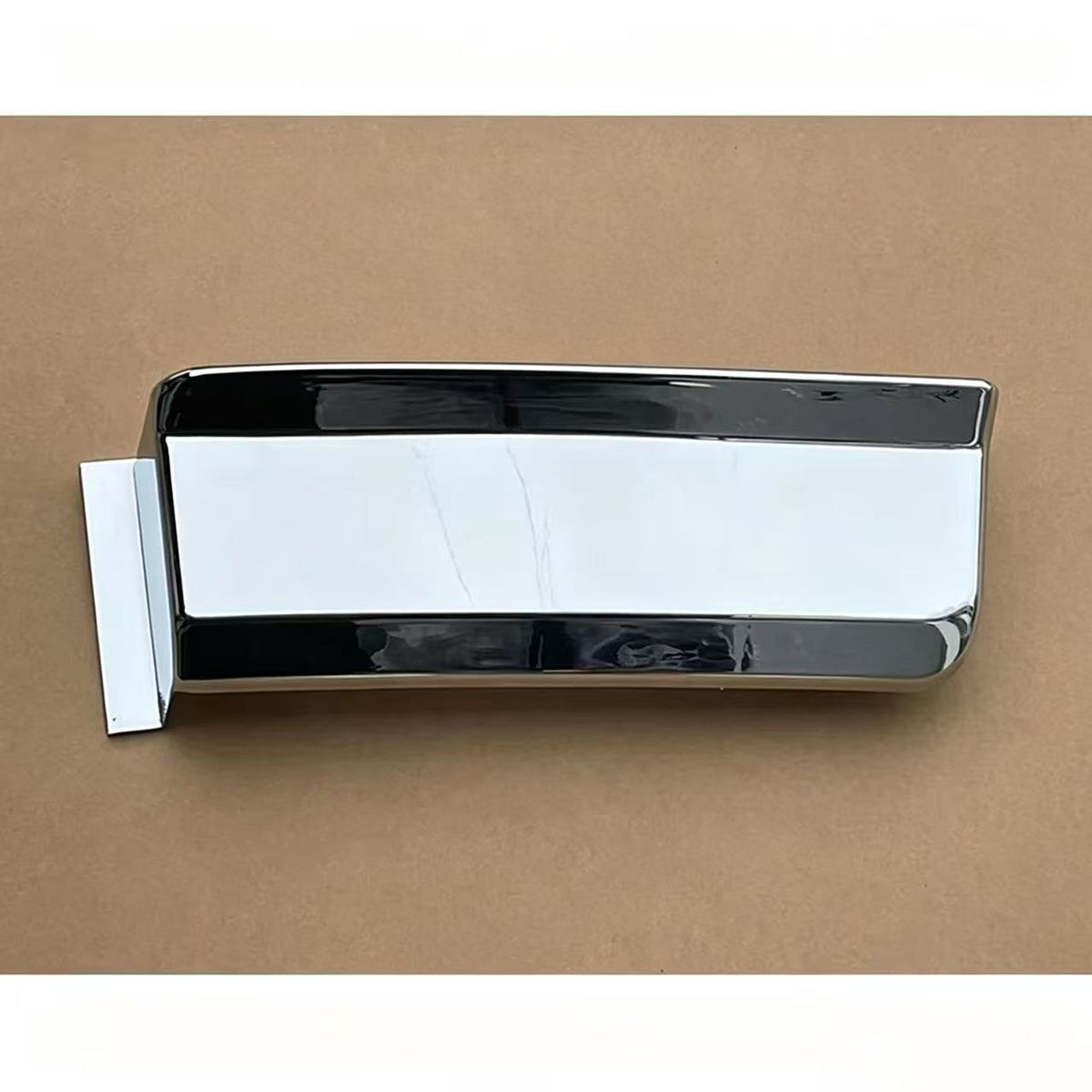 Chrome Step Panel Lower RH for FUSO Super Great F380 FP510 35TONS 21TONS Truck Spare Parts