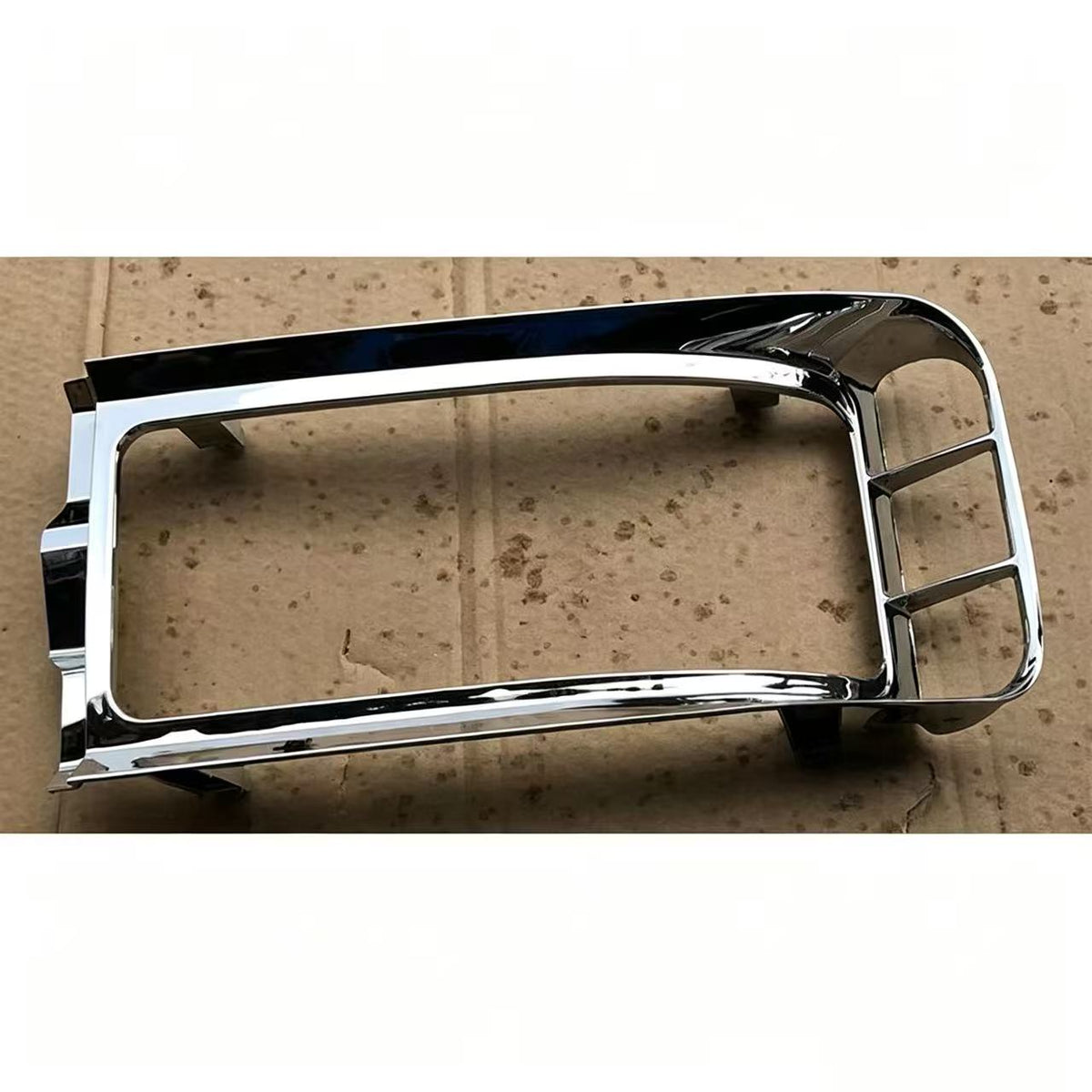 Chrome Fog Lamp Case LH Narrow 16cm for FUSO Super Great F380 FP510 35TONS 21TONS Truck Spare Parts