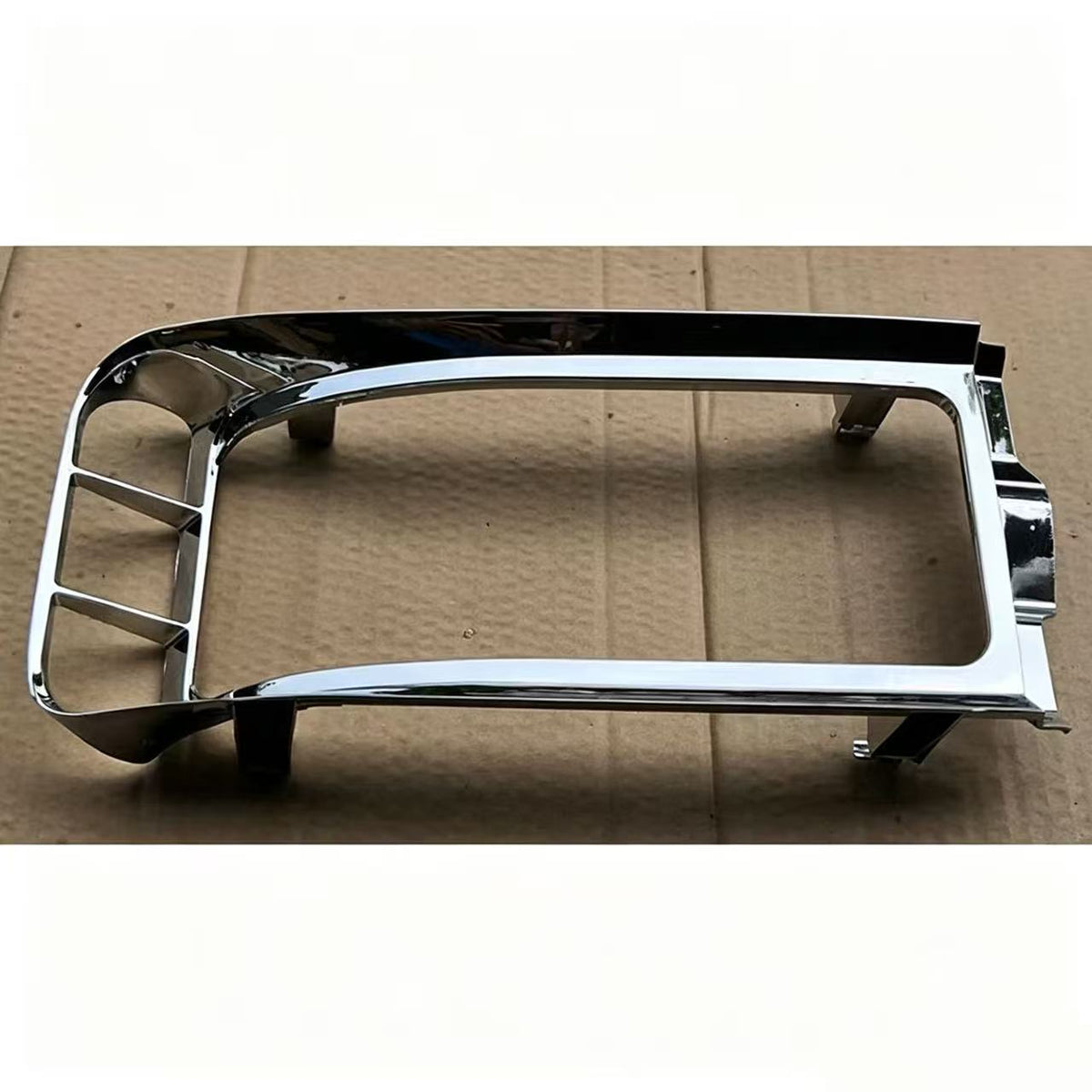 Chrome Fog Lamp Case RH 16cm Narrow for FUSO Super Great F380 FP510 35TONS 21TONS Truck Spare Parts