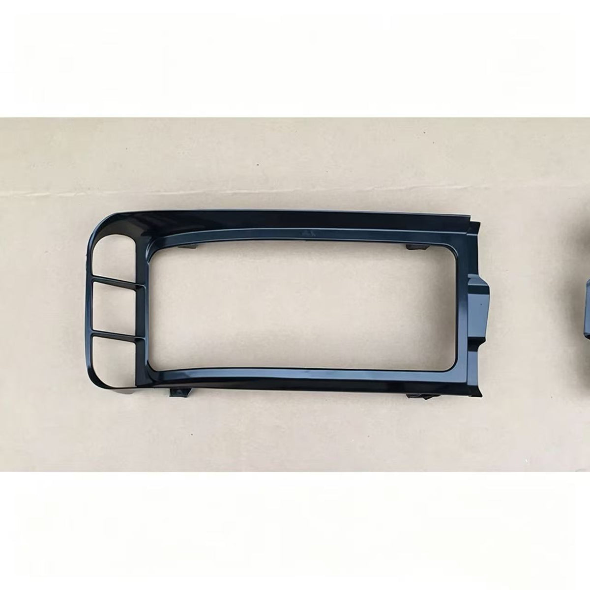 Fog Lamp Case RH Narrow 16cm for FUSO Super Great F380 FP510 35TONS 21TONS Truck Spare Parts