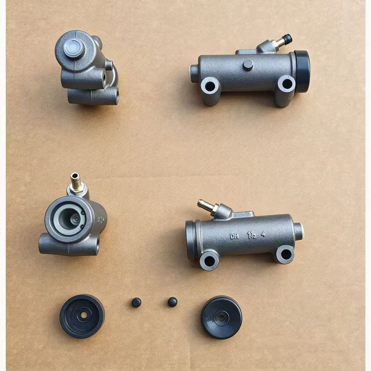 58510-65010 5851065010 MC805001 MC821449 MD805001 T653 Plastic Brake Master Cylinder for FUSO Super Great F380 Truck