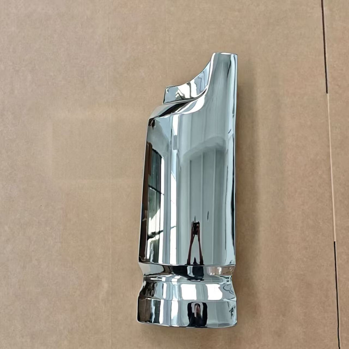 Chrome Corner Panel (iron) LH for FUSO Super Great F380 FP510 35TONS 21TONS Truck Spare Parts