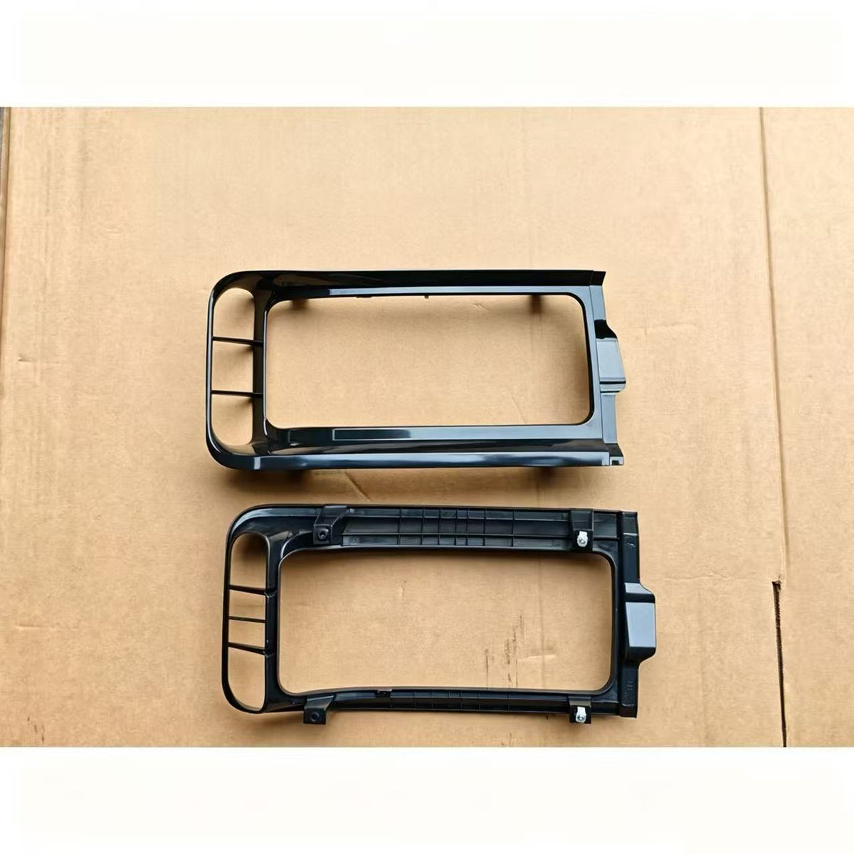 Fog Lamp Case LH Wide 17.6cm for FUSO Super Great F380 FP510 35TONS 21TONS Truck Spare Parts