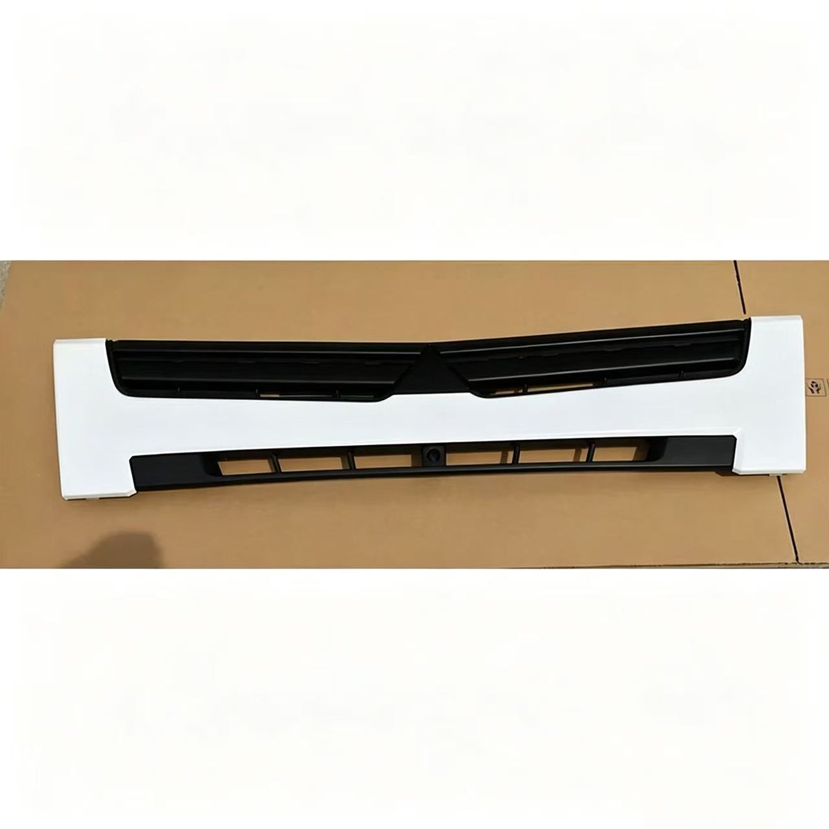 MC978571 Grille Wide 137CM for FUSO CANTER 2010  Wide Truck Spare Parts