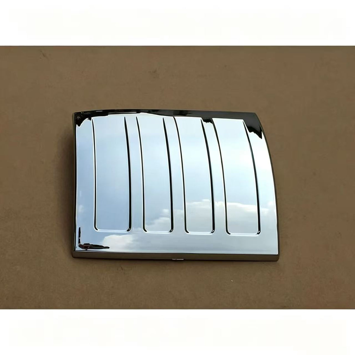 Chrome Corner Lamp Cover (Lower) LH for FUSO Canter 2010 Truck Spare Parts