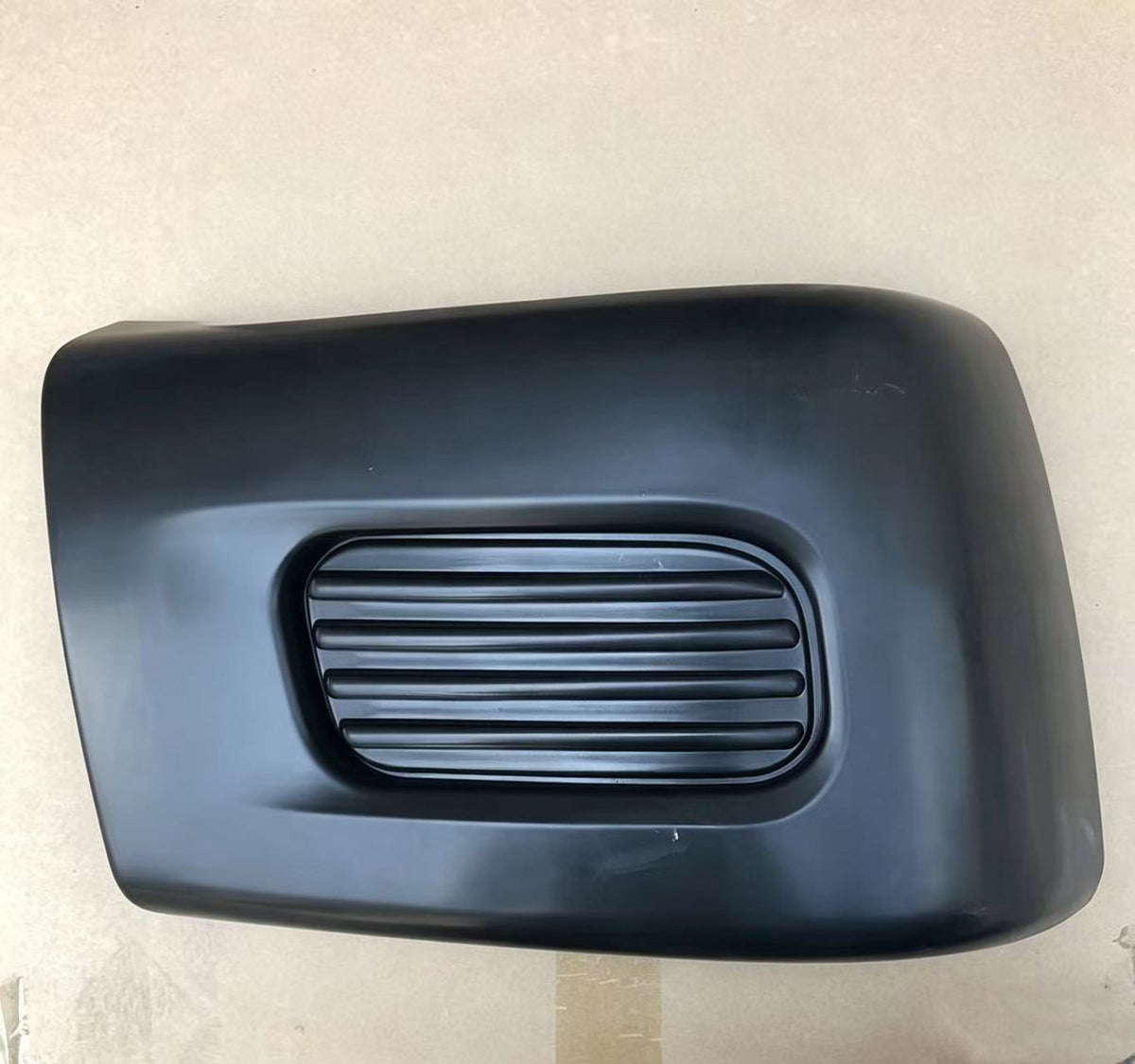 Paint Bumper Corner (W) RH for FUSO CANTER 2010 Truck Spare Parts