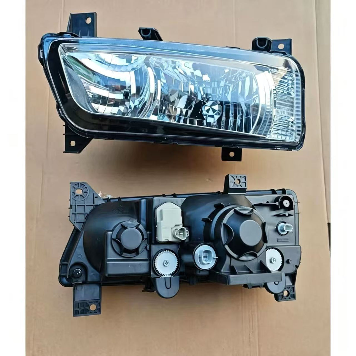 Head Lamp RH for FUSO Super Great F420 FP517 FP519 Truck Spare Parts