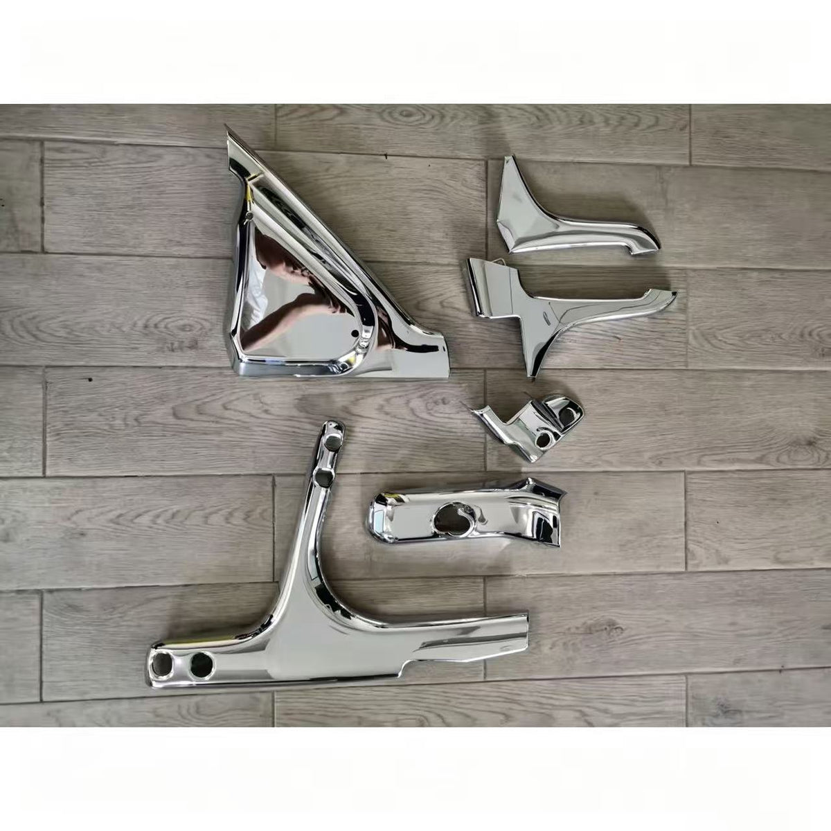 Chrome Mirror Bracket Garnish  for FUSO Super Great F420 FP517 FP519 Truck Spare Parts