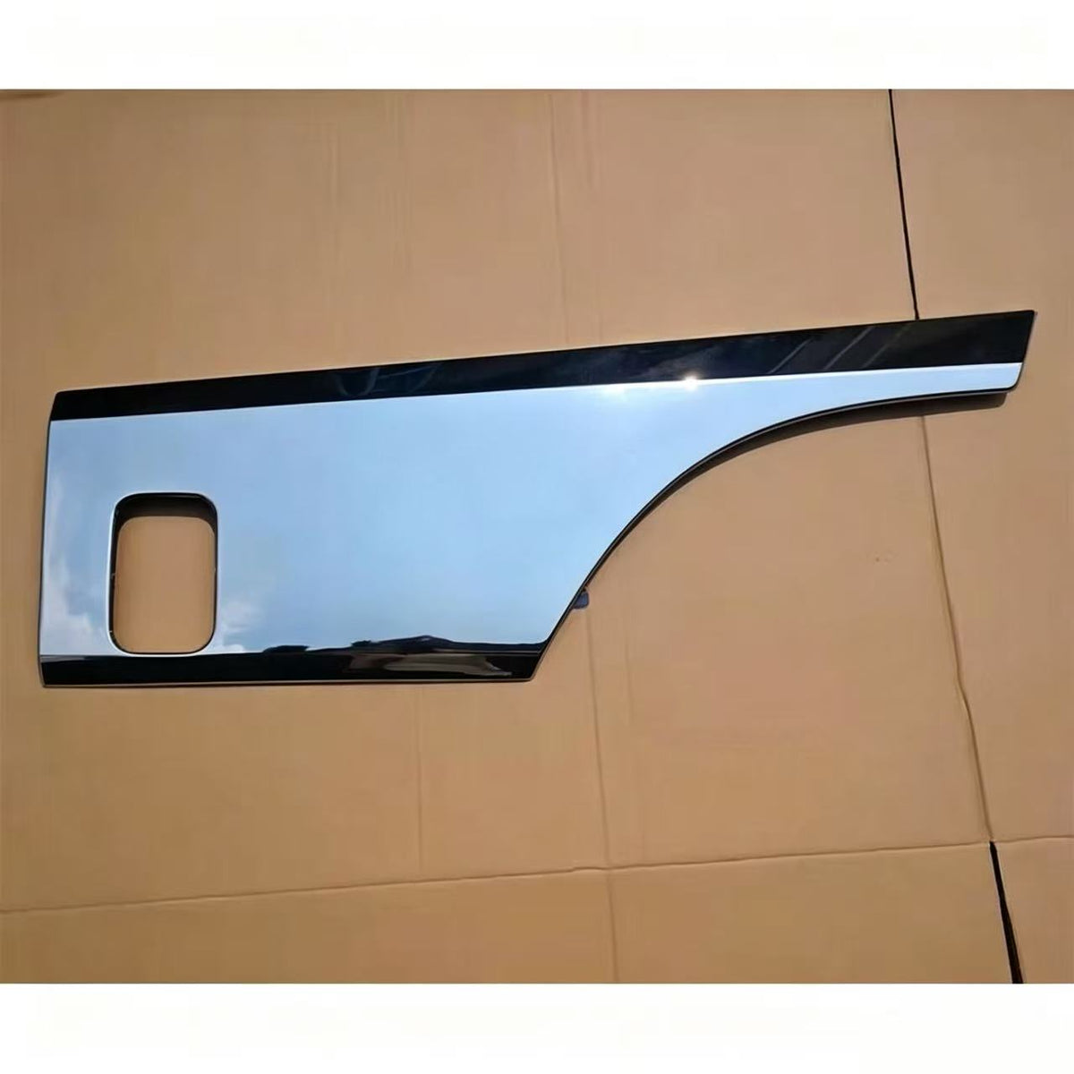 Chrome Door Garnish LH for FUSO Super Great F420 FP517 FP519 Truck Spare Parts