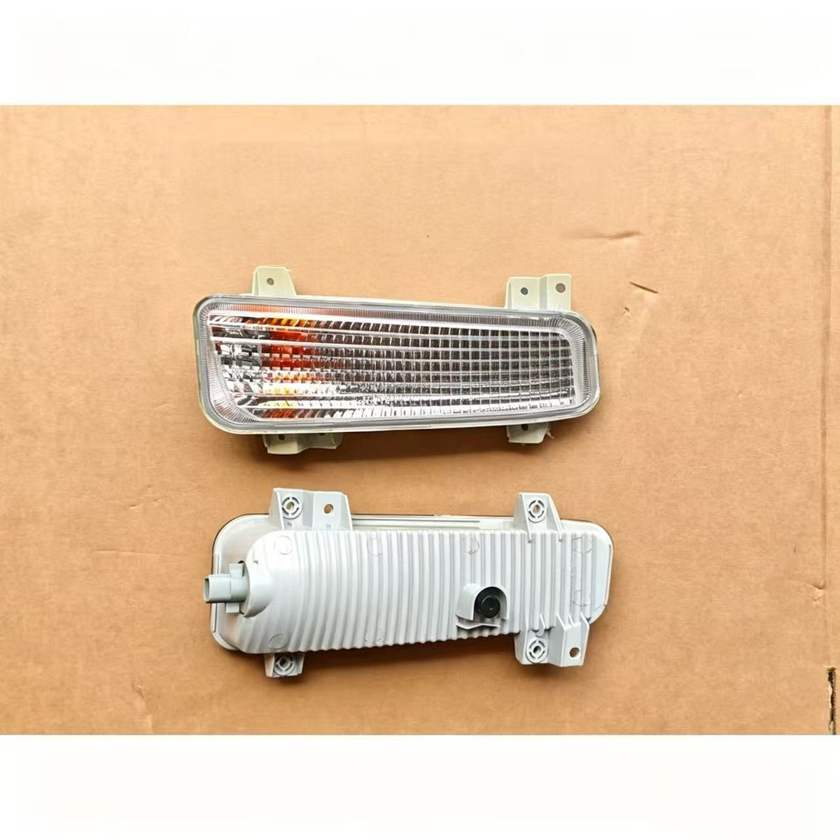 Corner  Lamp  RH for FUSO Super Great F420 FP517 FP519 Truck Spare Parts New Condition Canter Model