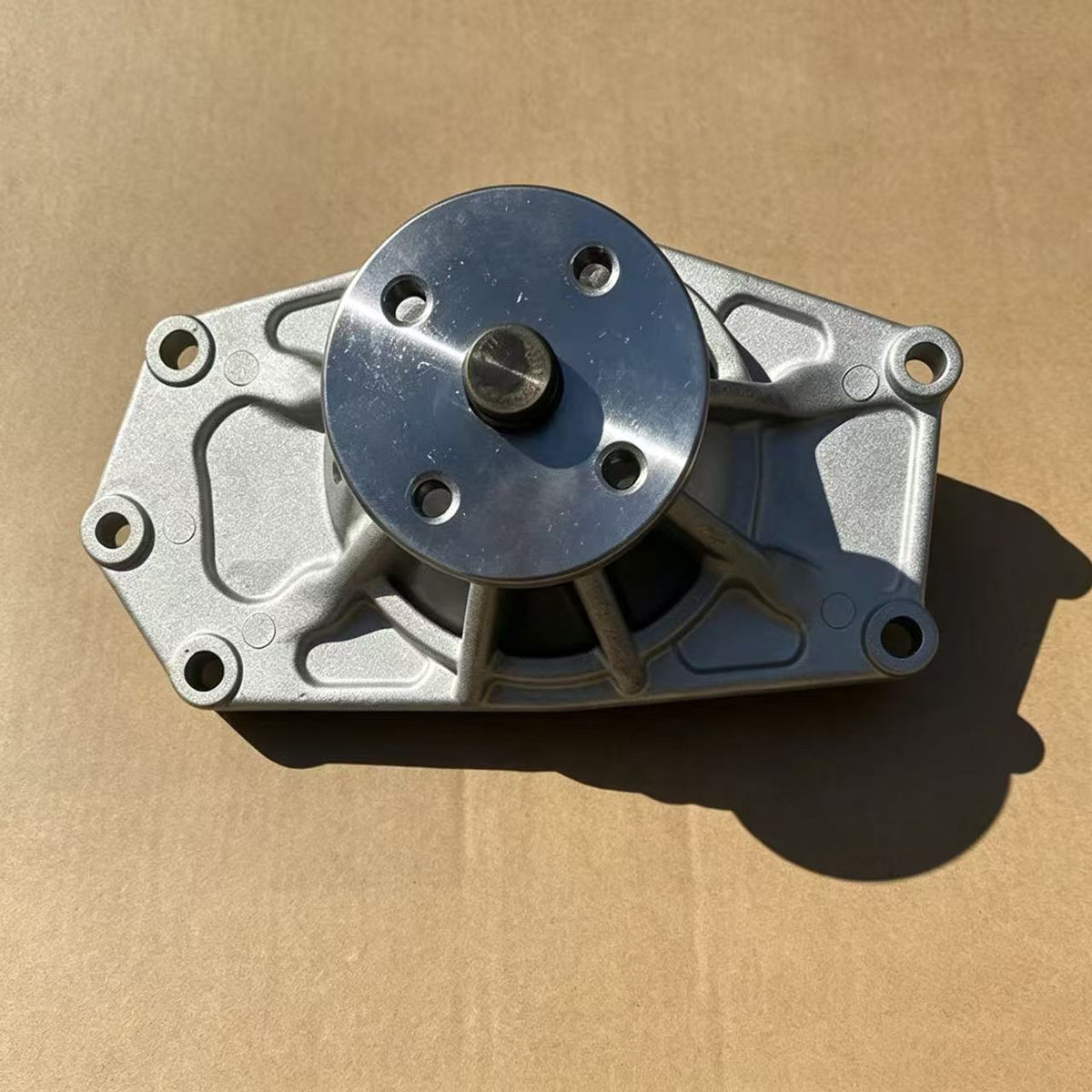A3100 C3-081 GWM-65A ME015217 ME993928 ME995424 ME995425 ME995426 ME996868 WPM-040 Water Pump for FUSO Canter FE647 FB511 1994