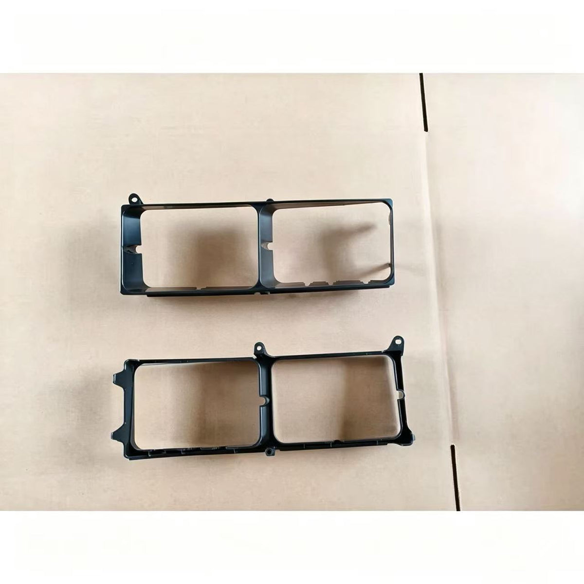 MC140653 Paint Head Lamp Case RH for FUSO Canter FE647 FB511 1994-ON Truck Spare Parts