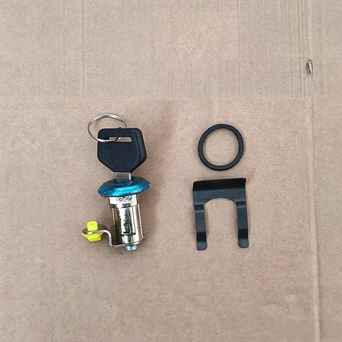 Door Lock LH for FUSO Canter FE647 FB511 1994-ON Truck Spare Parts