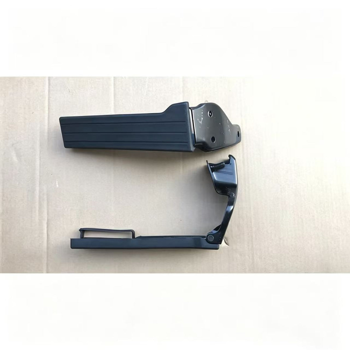 MB390900 MK481096 MS470990 Brake Pedal for Mitsubishi Canter PS125 Truck Spare Parts