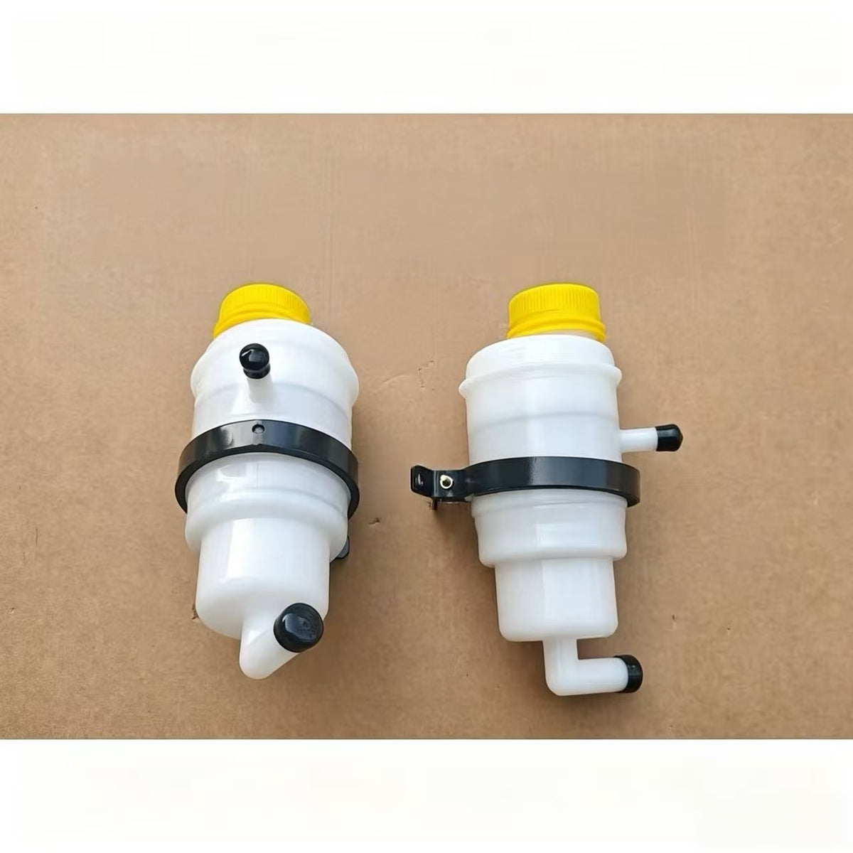 MK383560 Power Steering Oil Reservoir Fluid Tank Assembly for Mitsubishi FUSO Truck Spare Parts