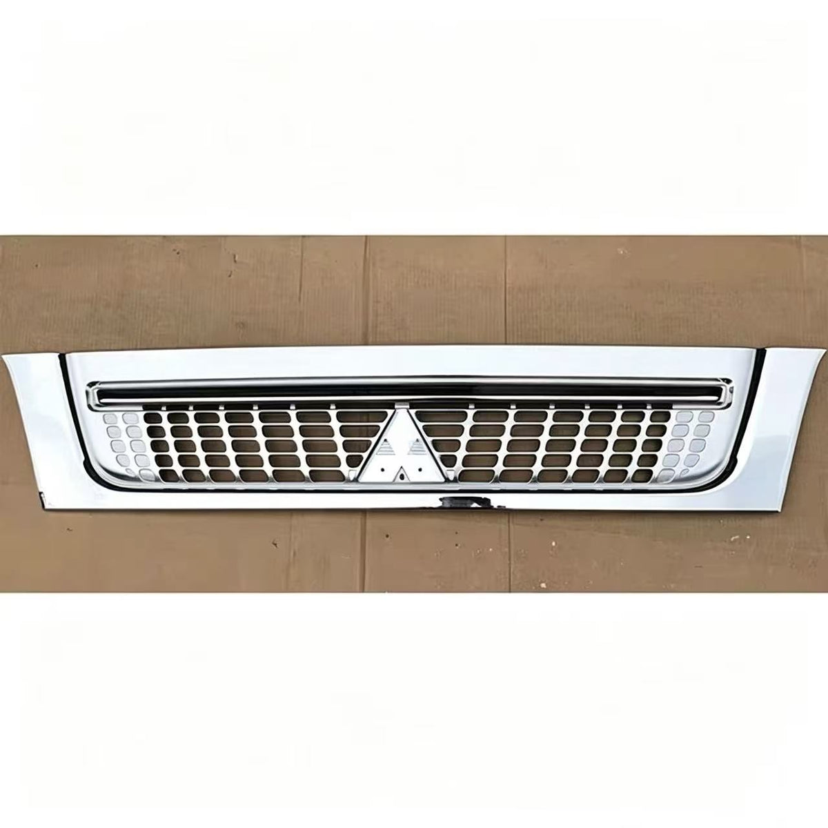 Chrome Grille 136.5cm With Out  Logo Wide for 2006 FUSO CANTER Trucks FE84D FE85D New Spare Parts