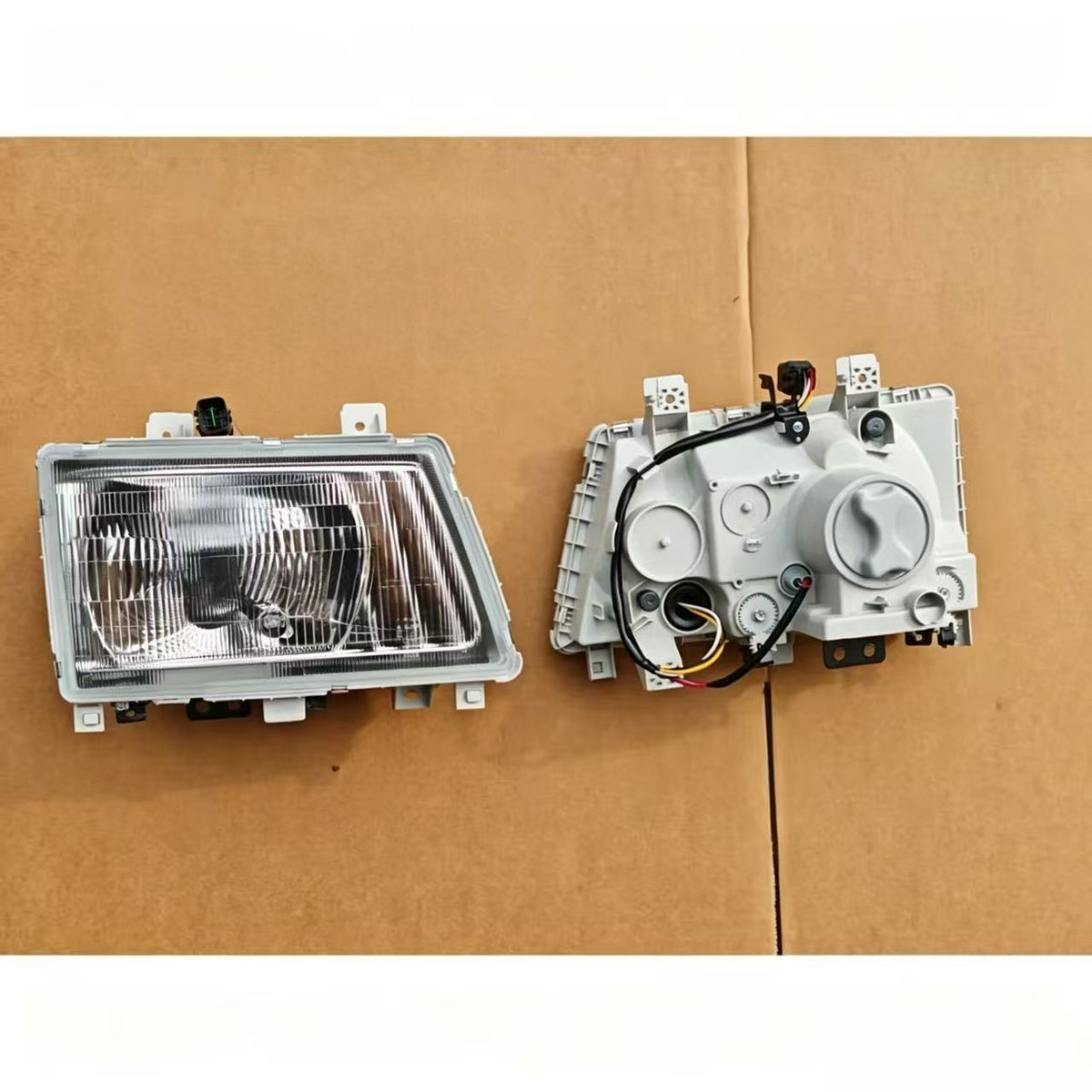 Head Lamp LHD RH Manual Glass  for FUSO CANTER 2006 FE84D FE85D Truck Spare Parts