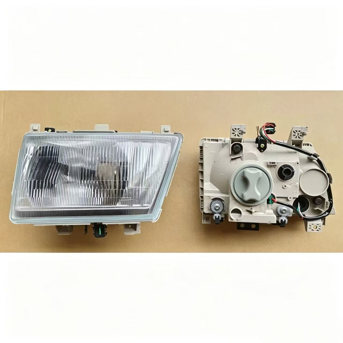 Headlamp LHD RH No Auto Glass(Medium) for FUSO CANTER 2006 FE84D FE85D Truck Spare Parts