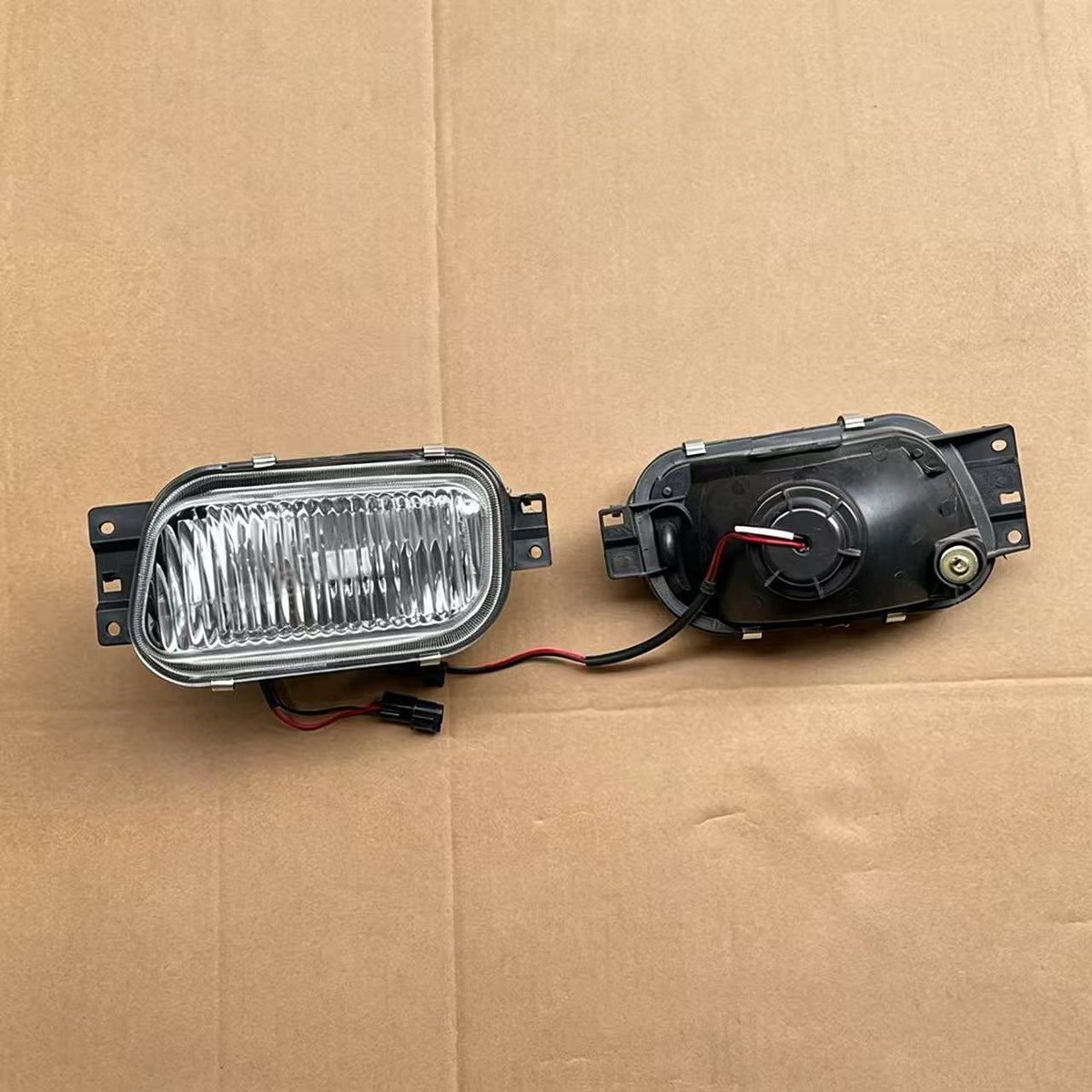 MK353650 Fog Lamp RH for FUSO CANTER 2006 FE84D FE85D Truck Spare Parts
