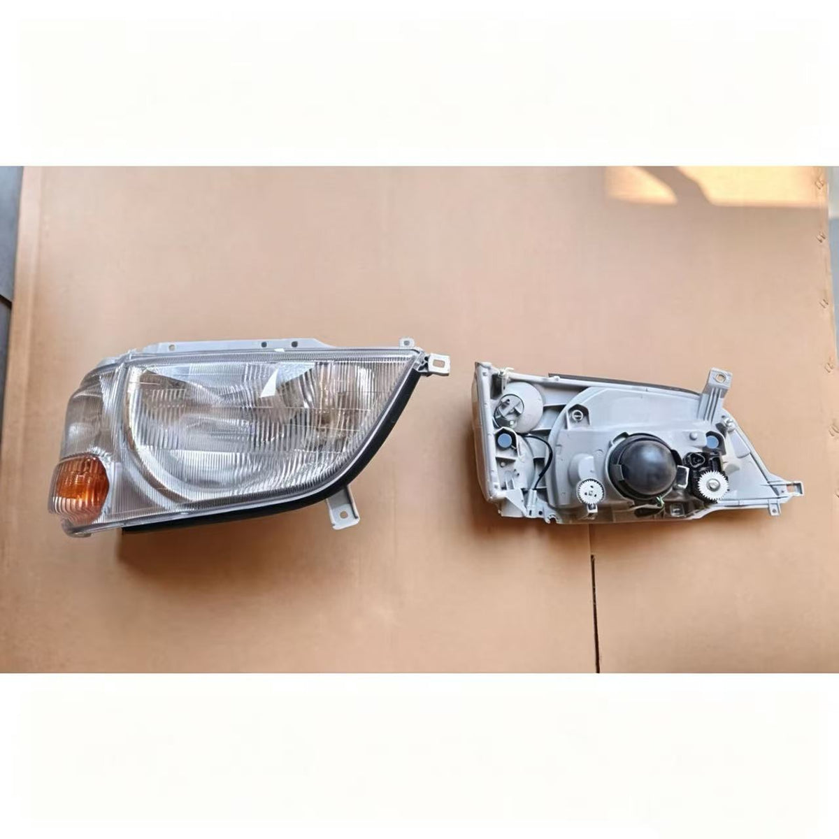 Headlamp AUTO RHD LH RH for FUSO CANTER 2006 FE84D FE85D Truck Spare Parts
