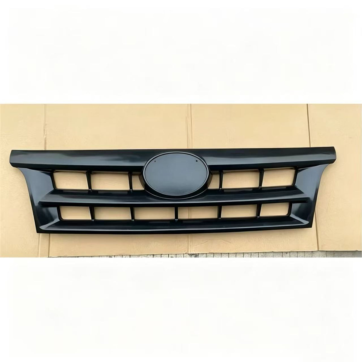 Grille for FUSO CANTER 2006 FE84D FE85D Truck Spare Parts