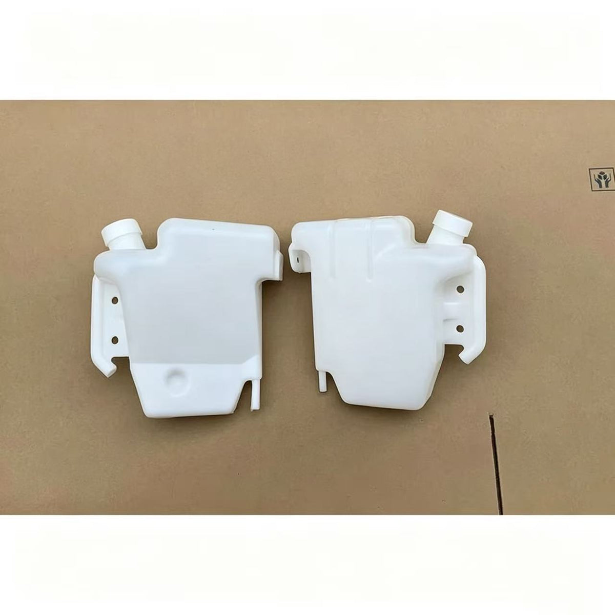 me405290 Expansion Kettle LHD for FUSO CANTER 2006 FE84D FE85D Truck Spare Parts