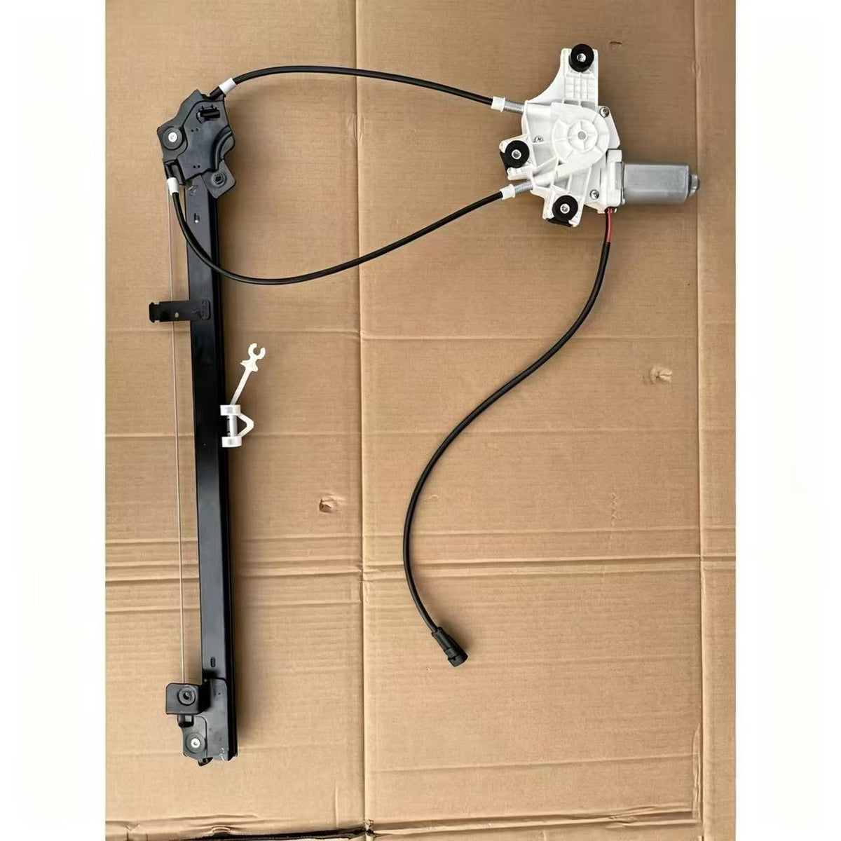504157969 5801324893 204040989 504157968 204040998 Window Regulator for IVECO STRALIS AS 2007 Truck Spare Parts