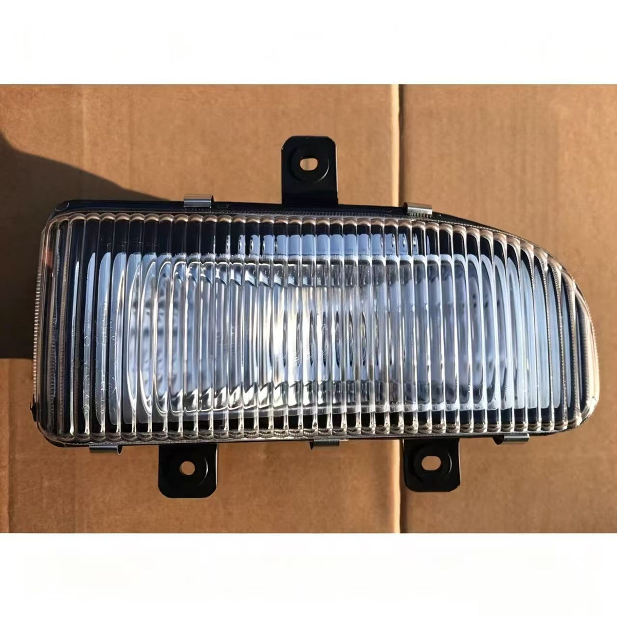 922016B000 Fog Lamp Right White for Hyundai HD120 NEW Truck Spare Parts