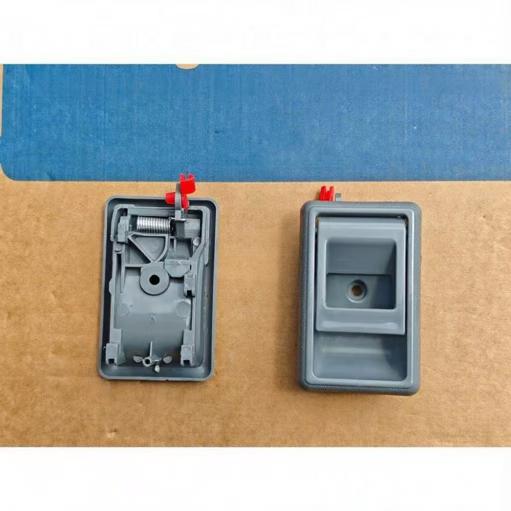 69205-04010 6920504010 Door Inner Handle RH for Daihatsu  TRUCK Spare Parts