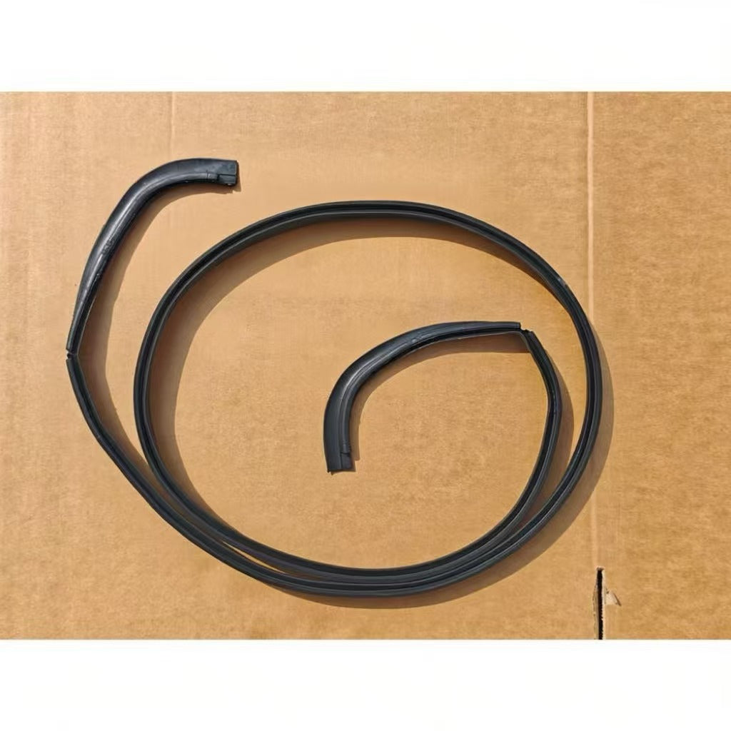 Front Window Molding Lower 235cm for ISUZU DECA360 GXZ360 FVZ300 FXZ360 FVZ360 Truck Spare Body Parts