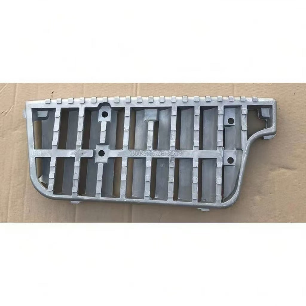 ALLOY STEP LOWER RH for ISUZU DECA360 GXZ360 FVZ300 FXZ360 FVZ360 Truck Spare Body Parts