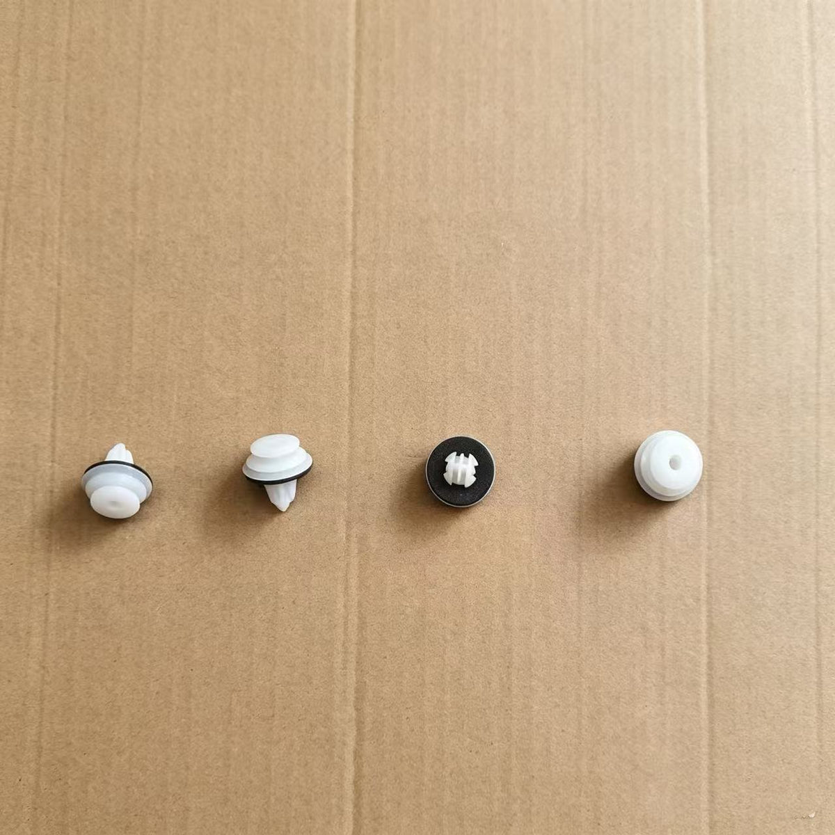 Clip for JO8C with Screw Hole for Japanese — Ref. 8-98004025-0 / 8980040250