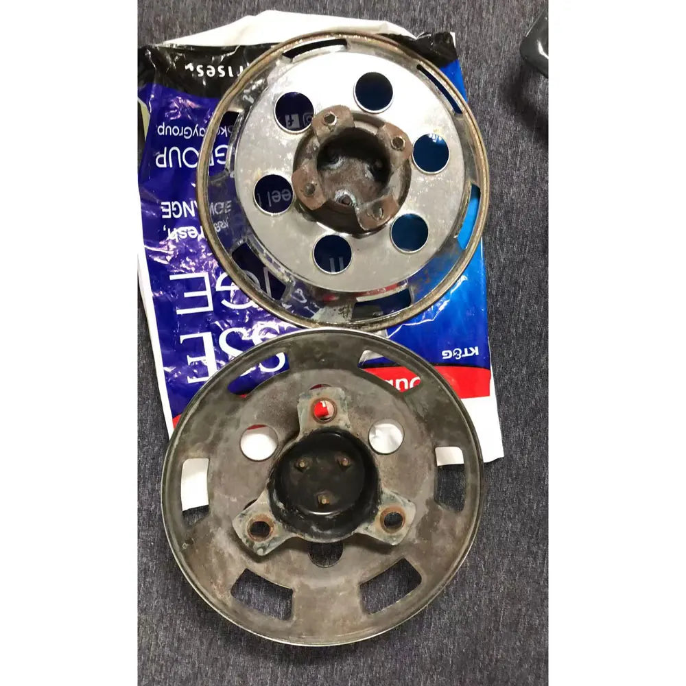 New 14-Inch 6 Holes Wheel Cover for HINO ISUZU FUSO NISSAN UD Truck Models NPR Canter
