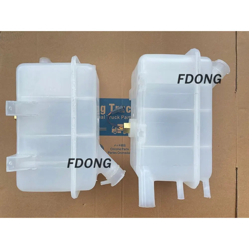 New 21401-00Z72 2140100Z72 SPARE COOLANT TANK with SENSOR for NISSAN UD CD4 CD48 Truck Spare Parts 6 Month Warranty