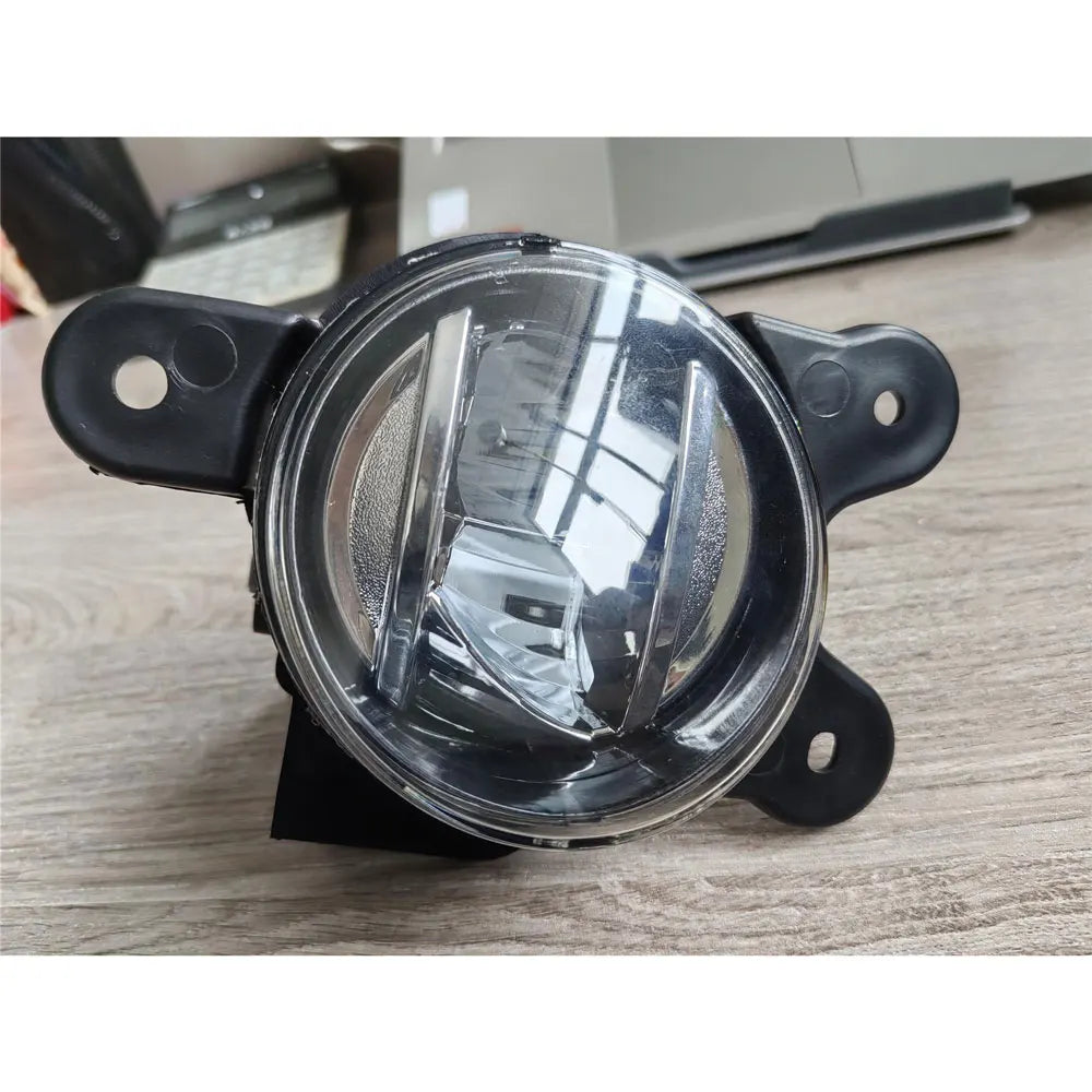 Fog Lamp Wide LED for NEW Hino 300 Dutro 2012  XZU600R Narrow Truck Spare Parts