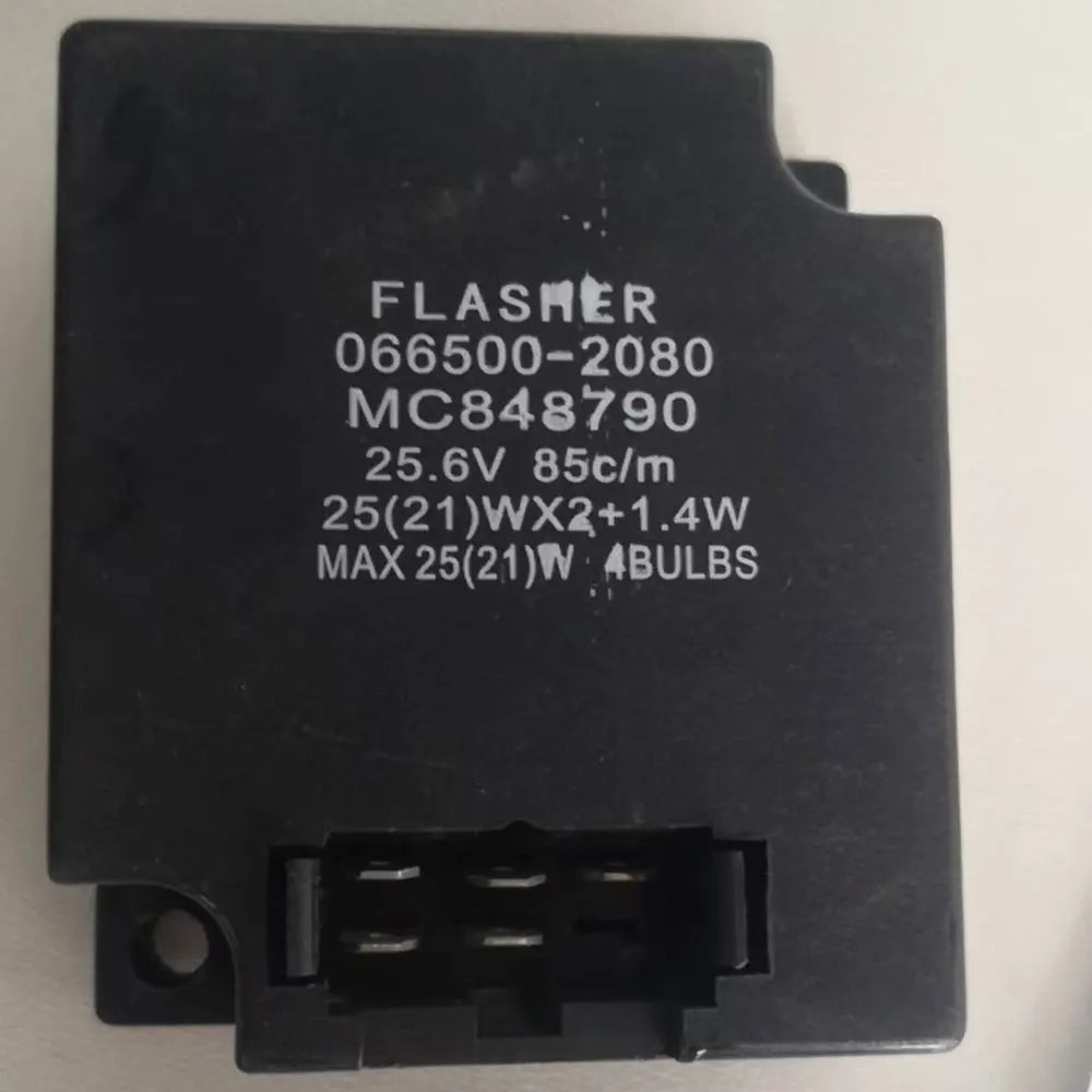 066500-2080 95550-5H300 0665002080 955505H300 MC848790 Flash for Korea New Plastic HD65-78 HD72 Truck Spare Parts