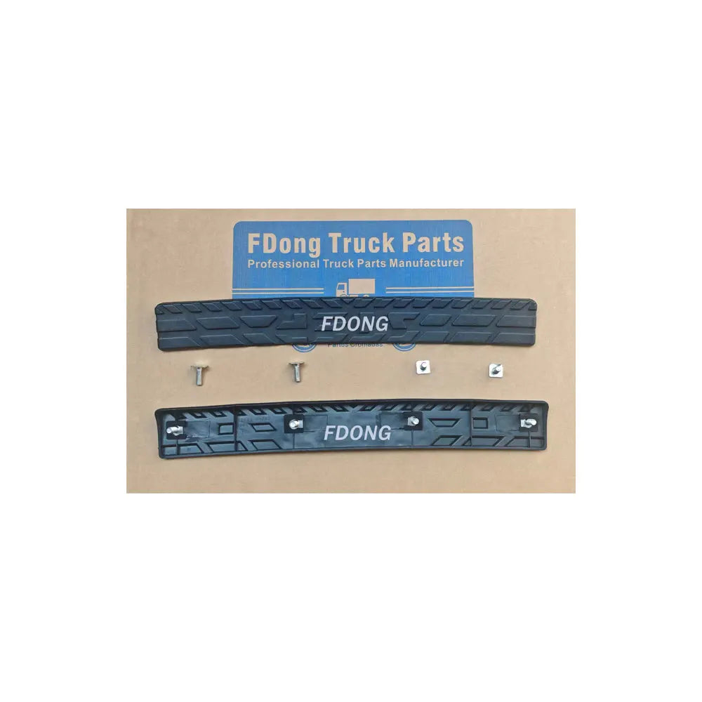 Upper Bumper Step Ganish  LH for NISSAN CWA451 for UD CDA451 CMA451 Truck Spare Body Parts