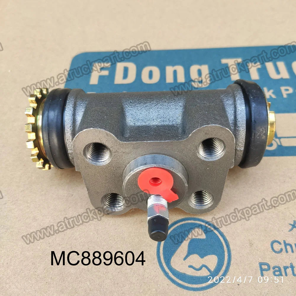 New Rear Brake Cylinder MC889604 Japanese Truck Spare Parts