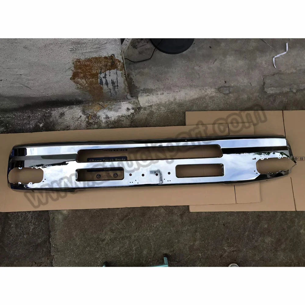 Chrome Bumper 08 Wide 230cm for NISSAN for UD PKB CWM 454 Truck Spare Body Parts