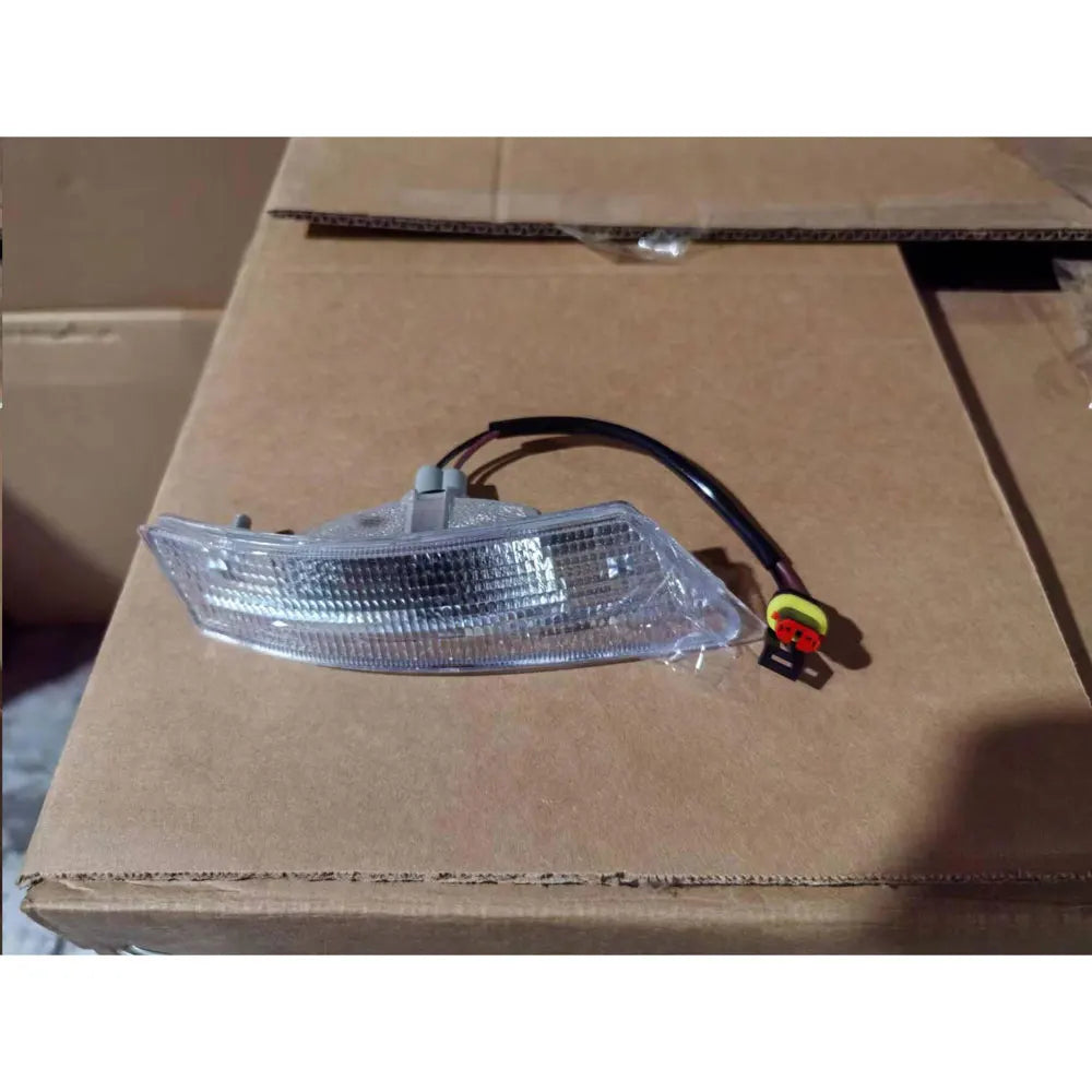 WG9525720034 Sunvisor Lamp RH for SINO HOWO NX TRUCK Spare Parts