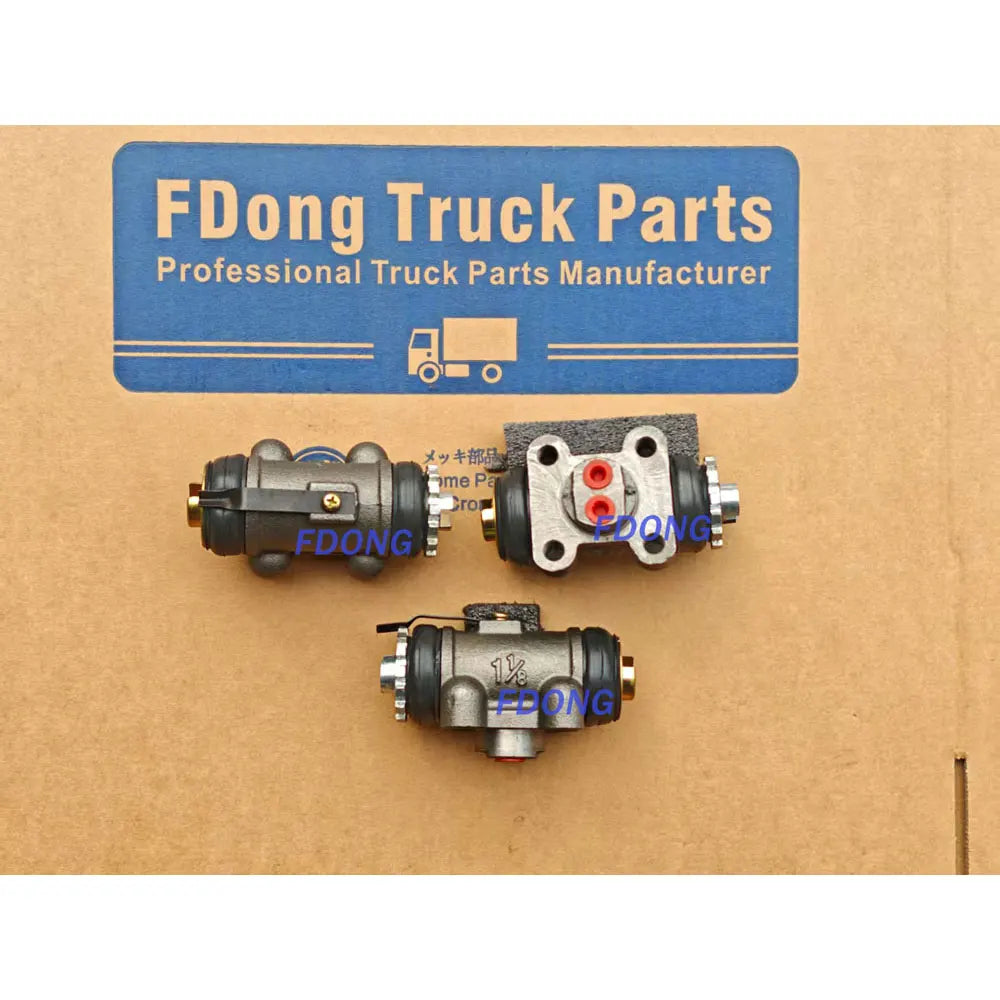 Brake Cylinder MB060583 for Japanese Truck Spare Parts