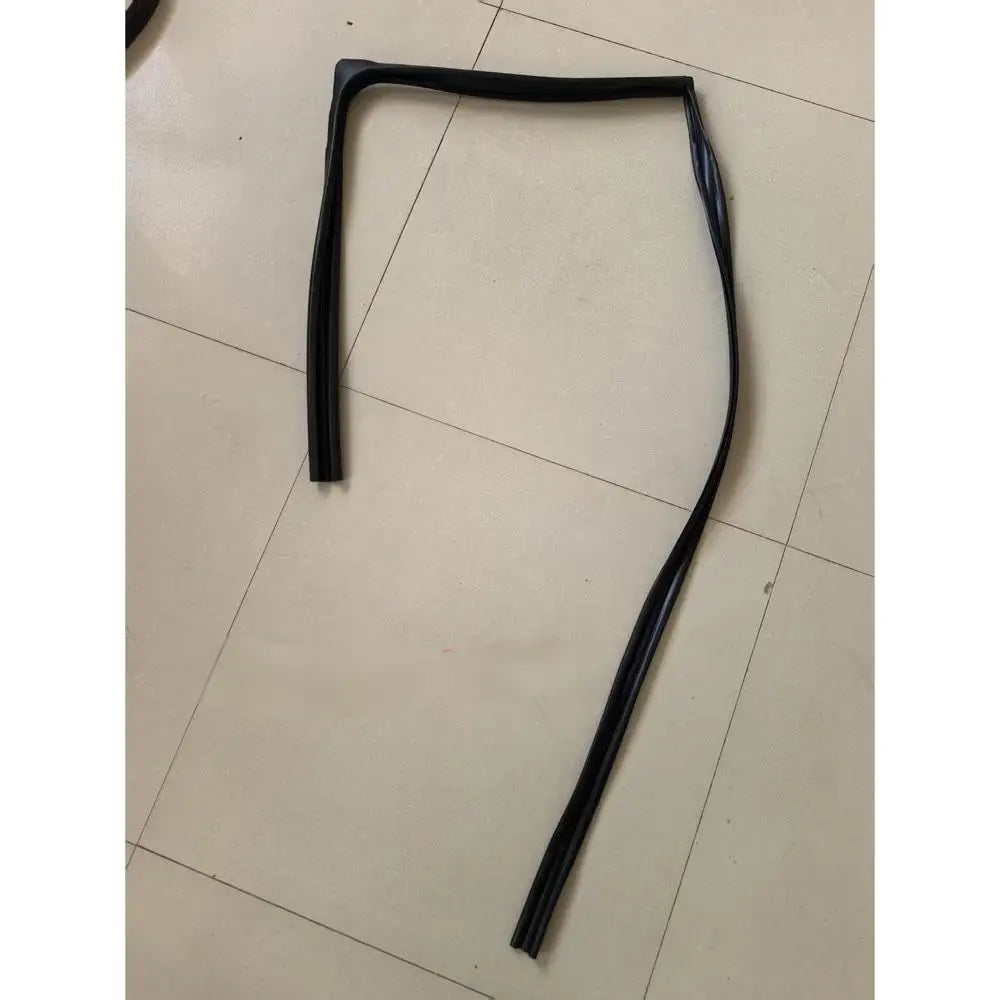 Door Rubber RH for NISSAN for UD CW520 CK520 CK450 CD450 CW530 Truck Spare Body Parts