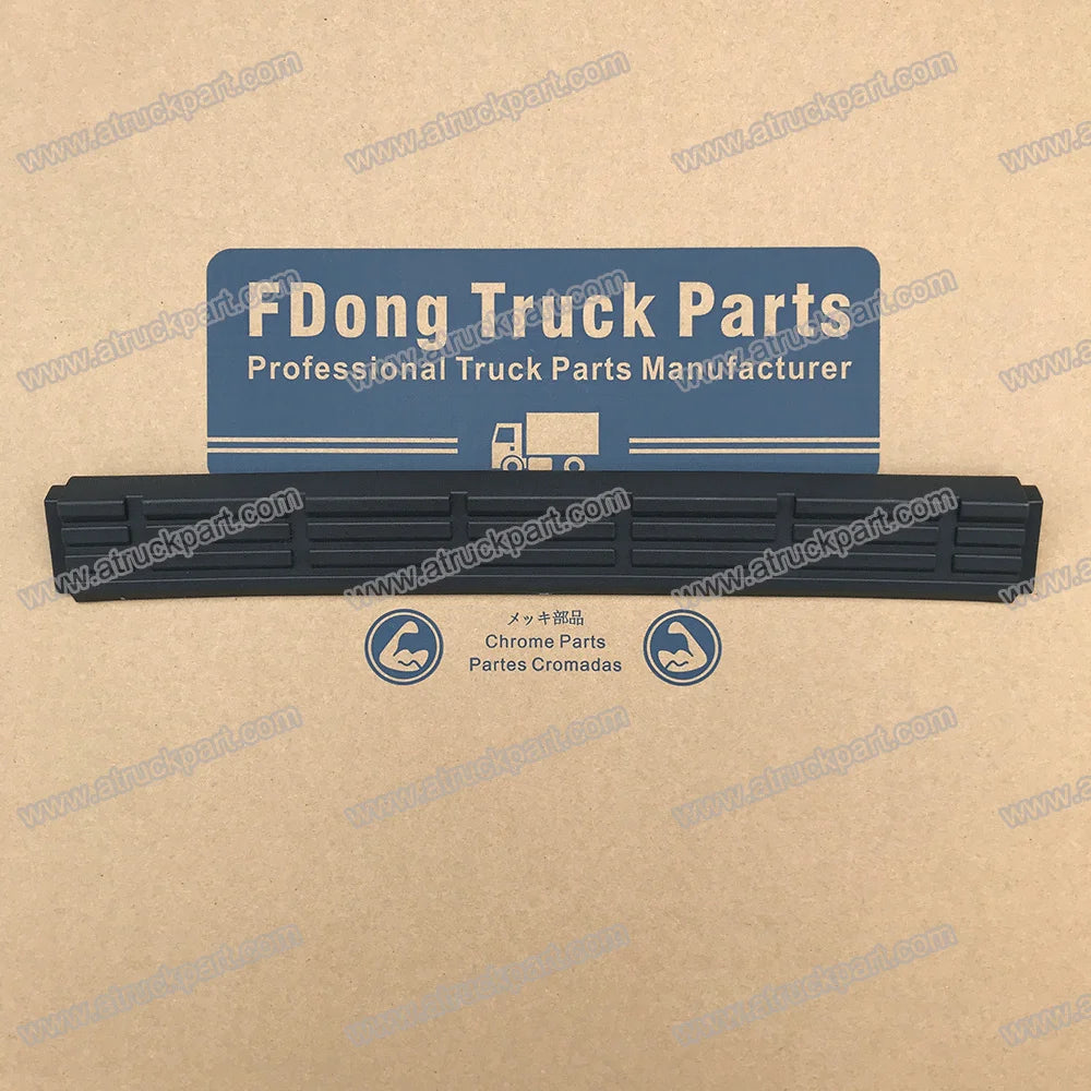 Bumper Protector Middle for Nissan QUON and UD QUON Truck Spare Parts