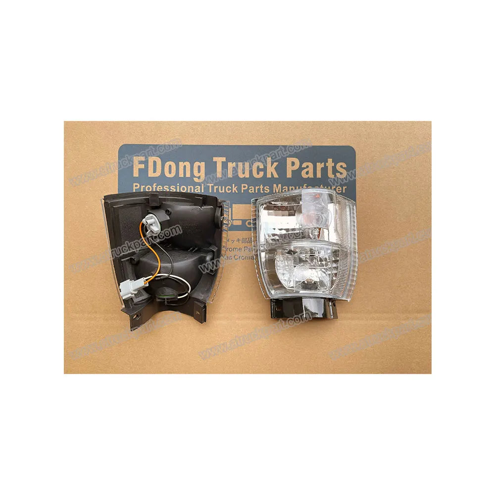 Front Small Lamp(white) Left for NISSAN UD 40 CABSTAR Truck Spare Body Parts