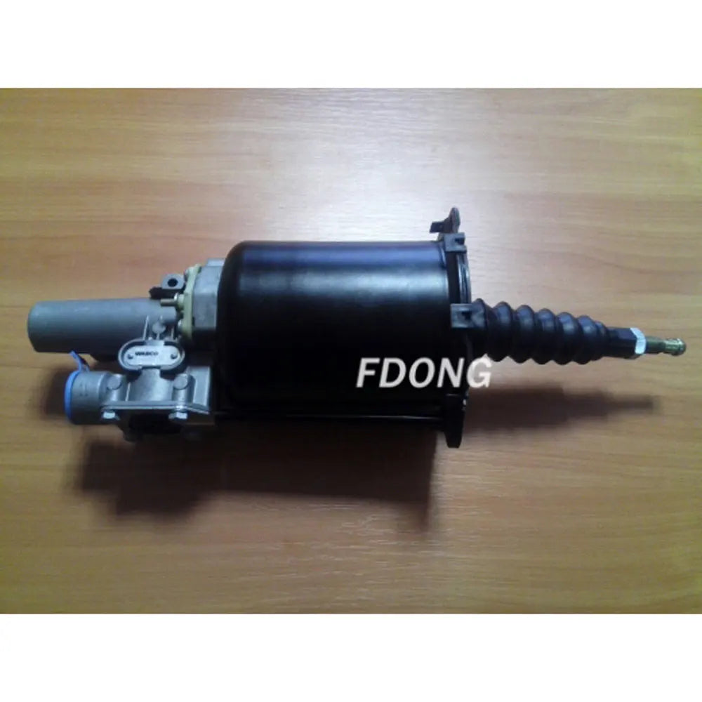 9700514780 Clutch Booster Cylilnder 411*146 *126 mm for NISSAN QUESTER for UD QUESTER